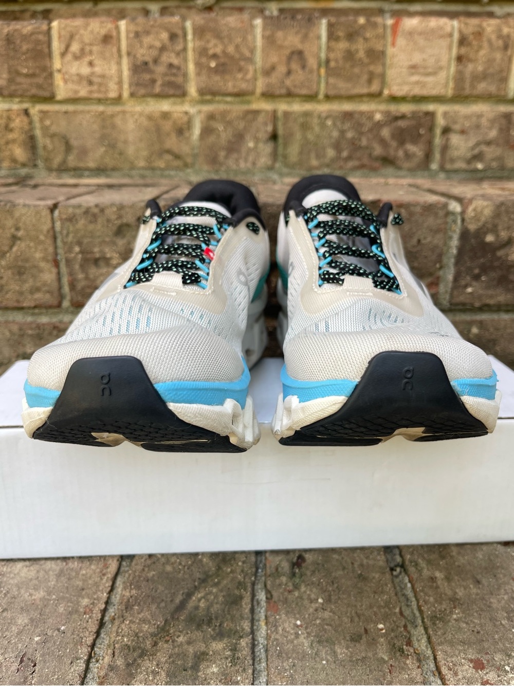 On Cloudmonster 2 Women’s 7.5 White Blue Aqua CloudTec Running Shoes - Picture 8 of 12